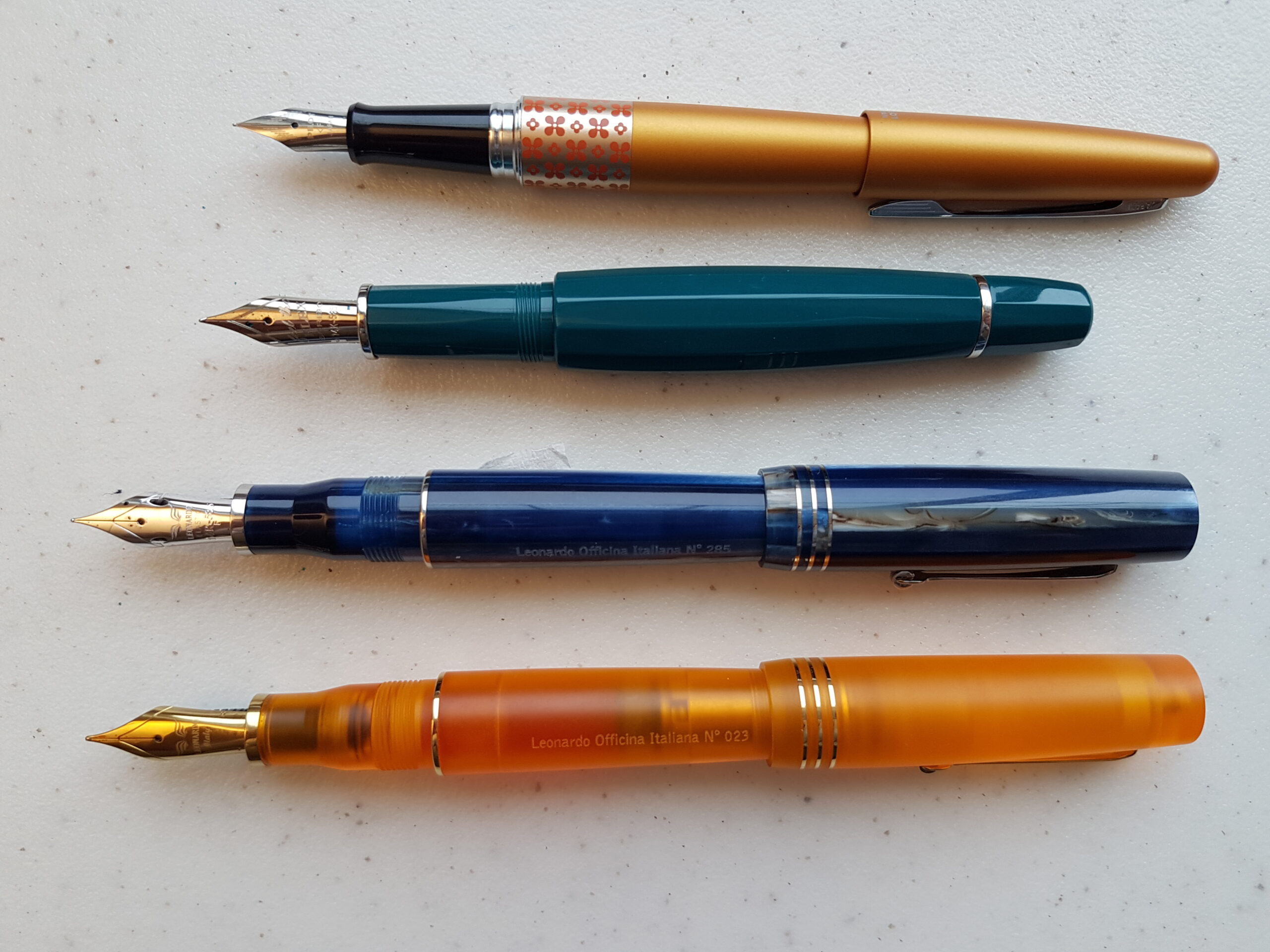 What does the F on fountain pen mean? – LeStallion